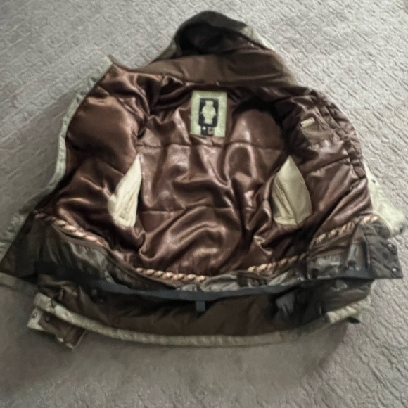 Burton Ronin snowboard jacket - Picture 4 of 4
